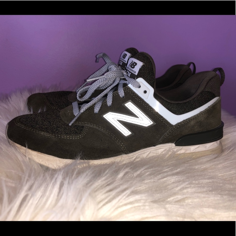 Dark Green New Balance 574